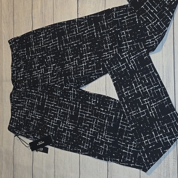 Kayden K Men's Comfort Stretch Tapered Jeans Black and White Size 32 NWT - Picture 1 of 11